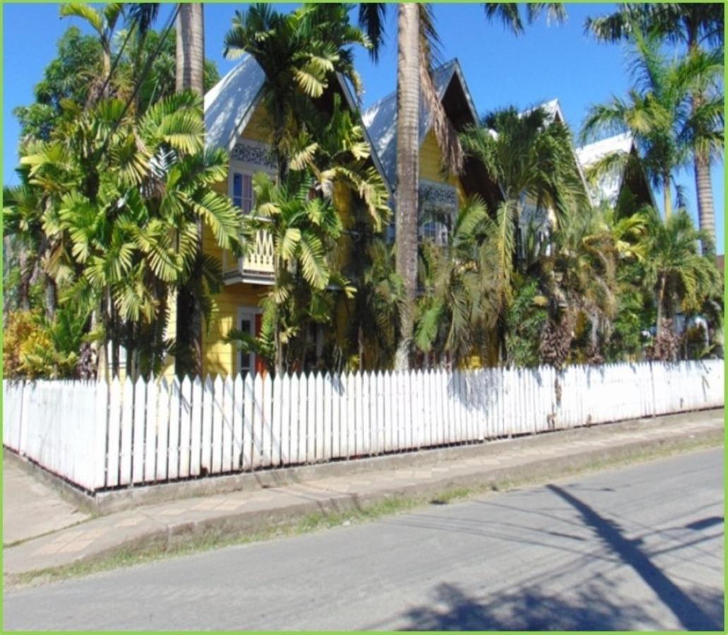 Yellow Houses Bocas Bocas del Toro Exterior foto