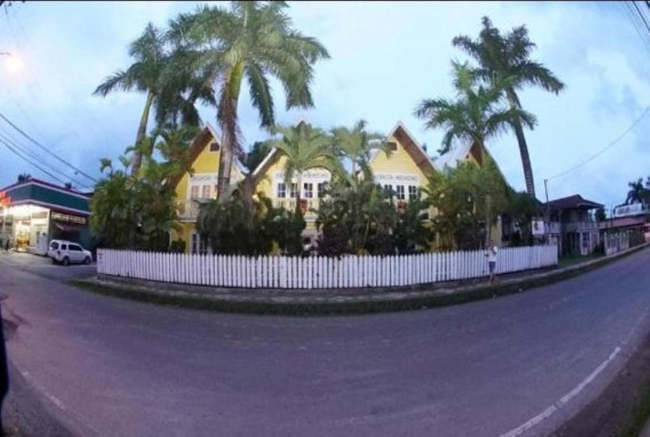 Yellow Houses Bocas Bocas del Toro Exterior foto